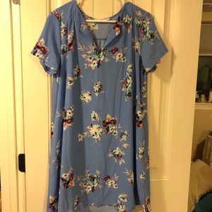 Short sleeve, floral, shift dress